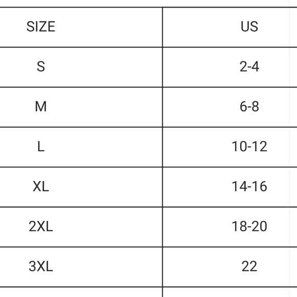 S or XL Sporty shorts & tube top set - Picture 4 of 4